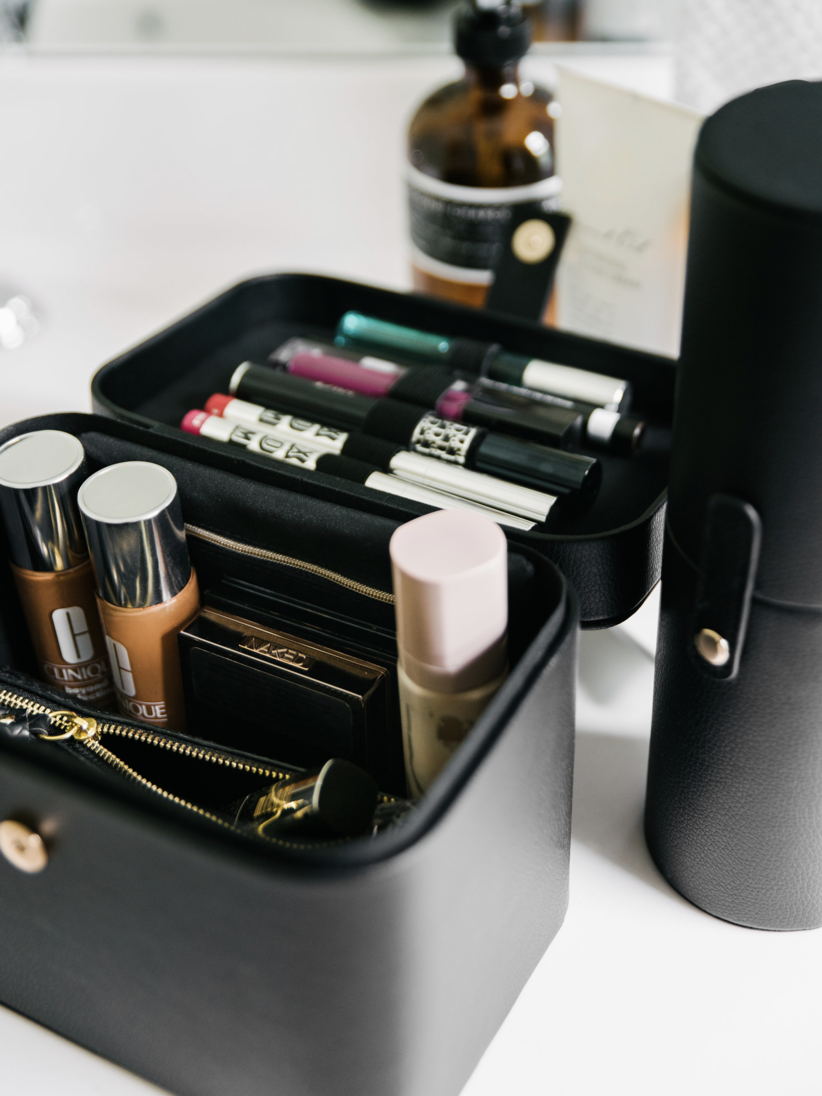 How To Organize Your Makeup and Understanding Make-up Expiration Dates 